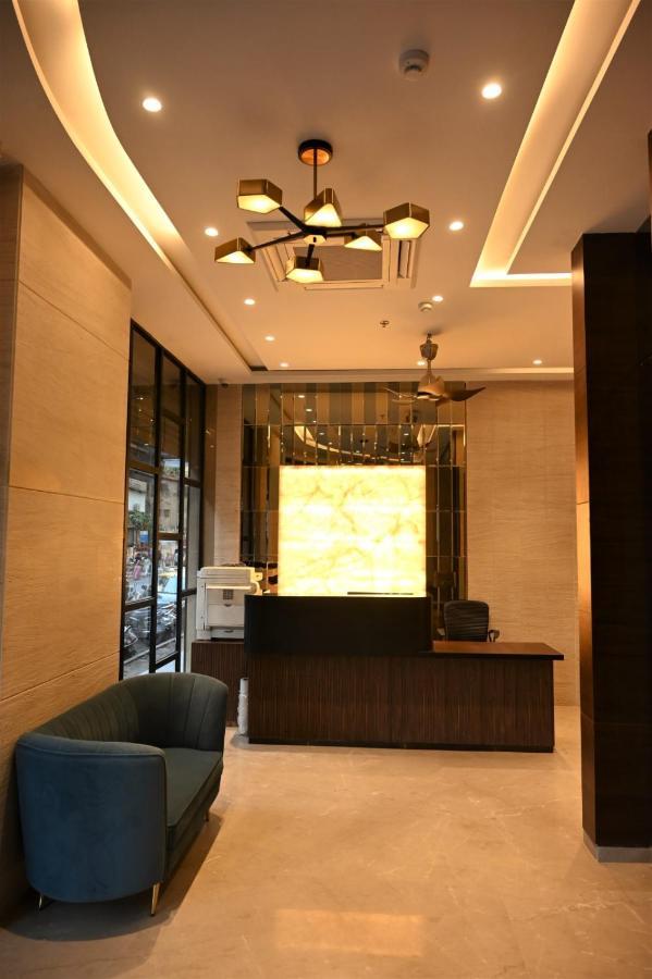 Hotel Anupam Residency Bombay Eksteriør billede